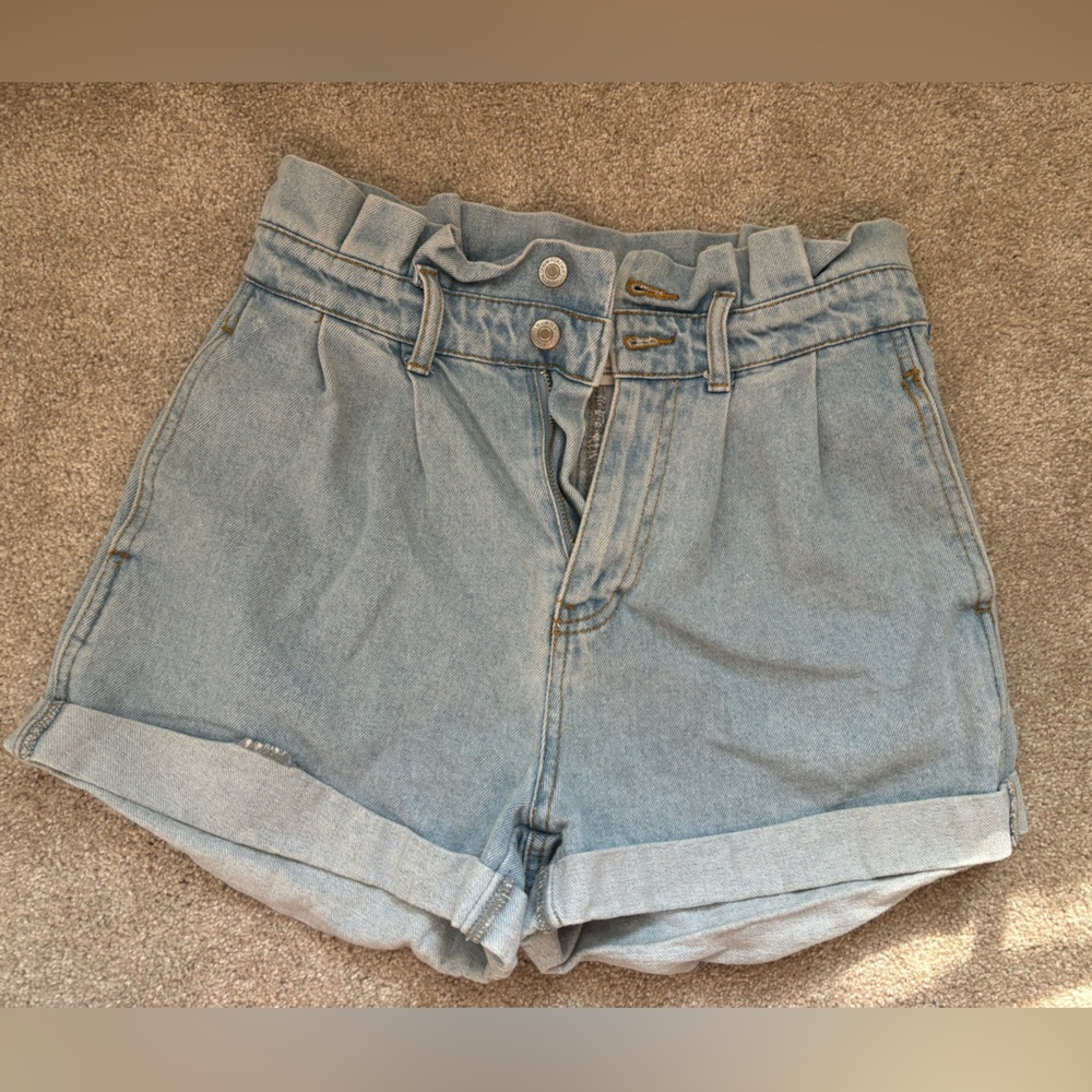 Ruffle Cuffed Denim Shorts